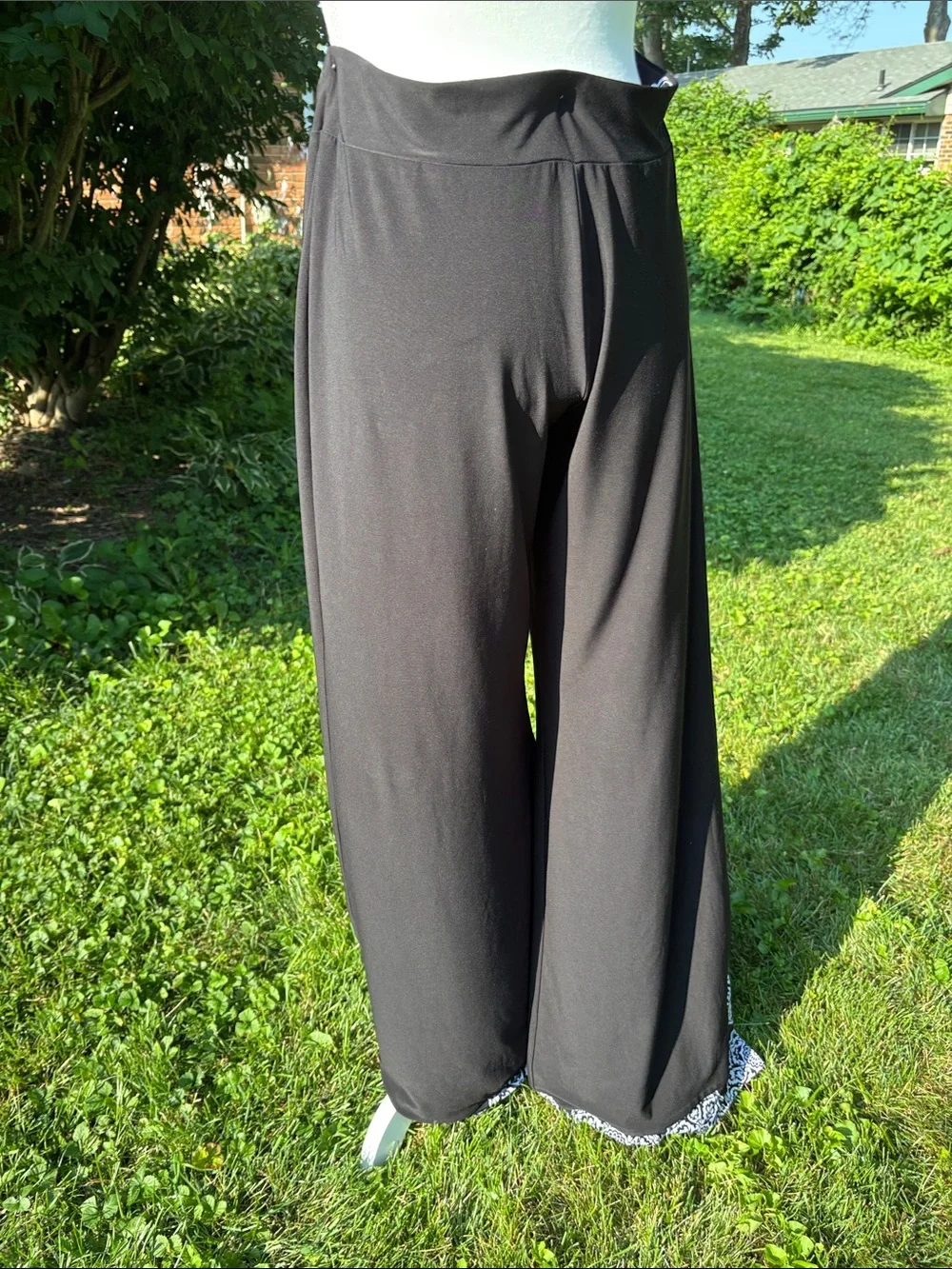 White House Black Market Black Wide Leg Pants with Contrast Hem